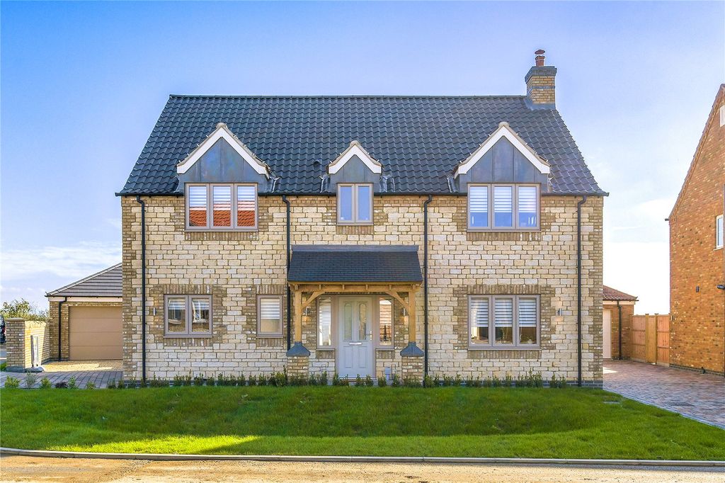 Property photo 1 of 16 Doddington Example