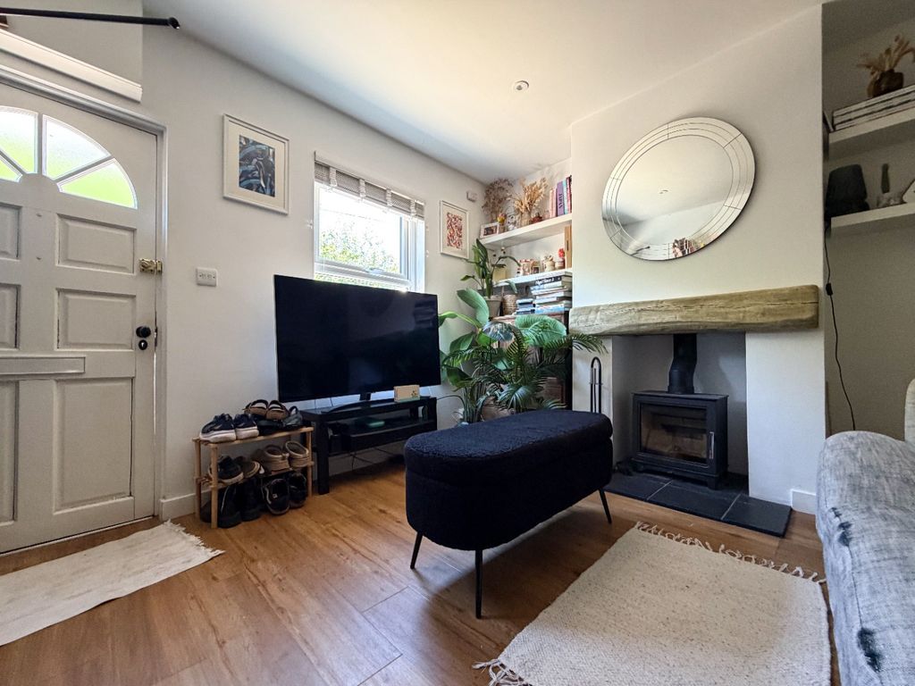 Property photo 3 of 12 5316513