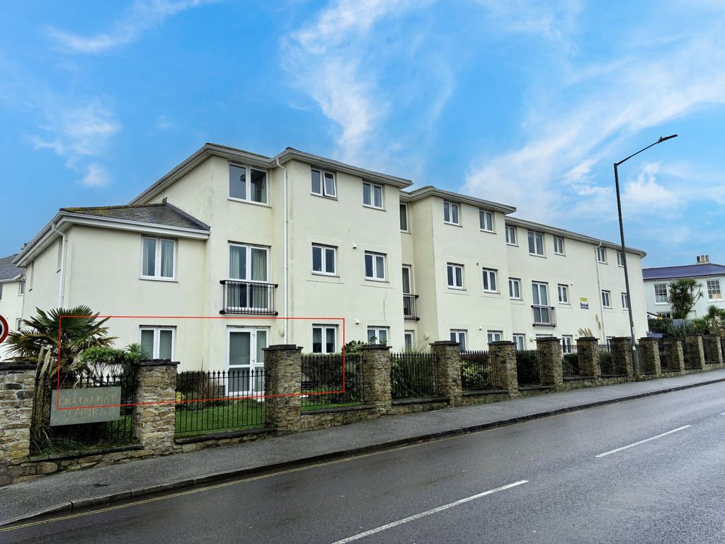 Property photo 1 of 7 2 Bedroom Retirement Property For Sale