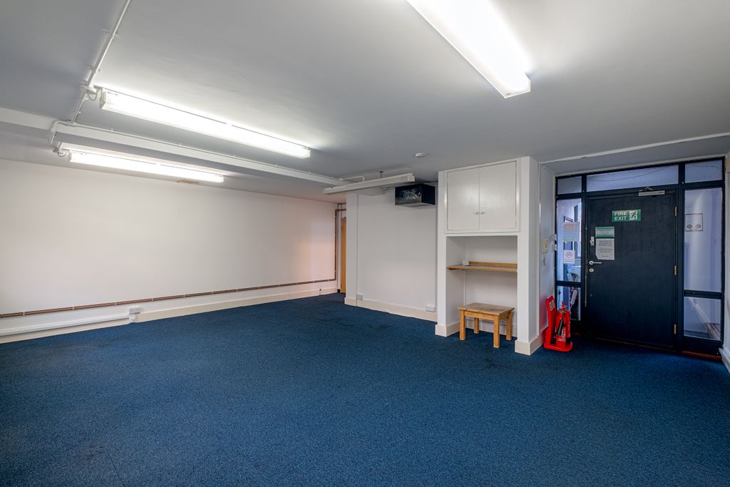 Property photo 3 of 8 Dscf7756-Edit