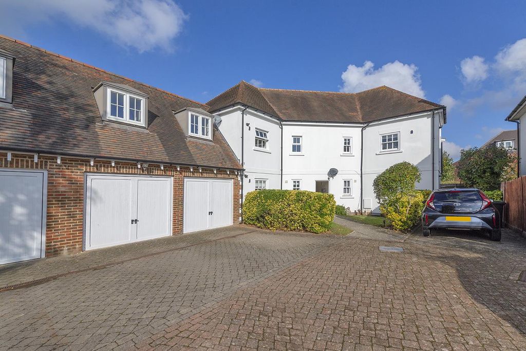 Property photo 2 of 12 26Fortune12.Jpg