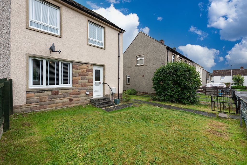 Property photo 1 of 29 Front Garden