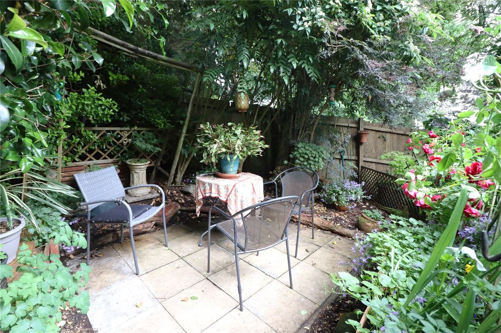 Property photo 3 of 26 Picture No. 11