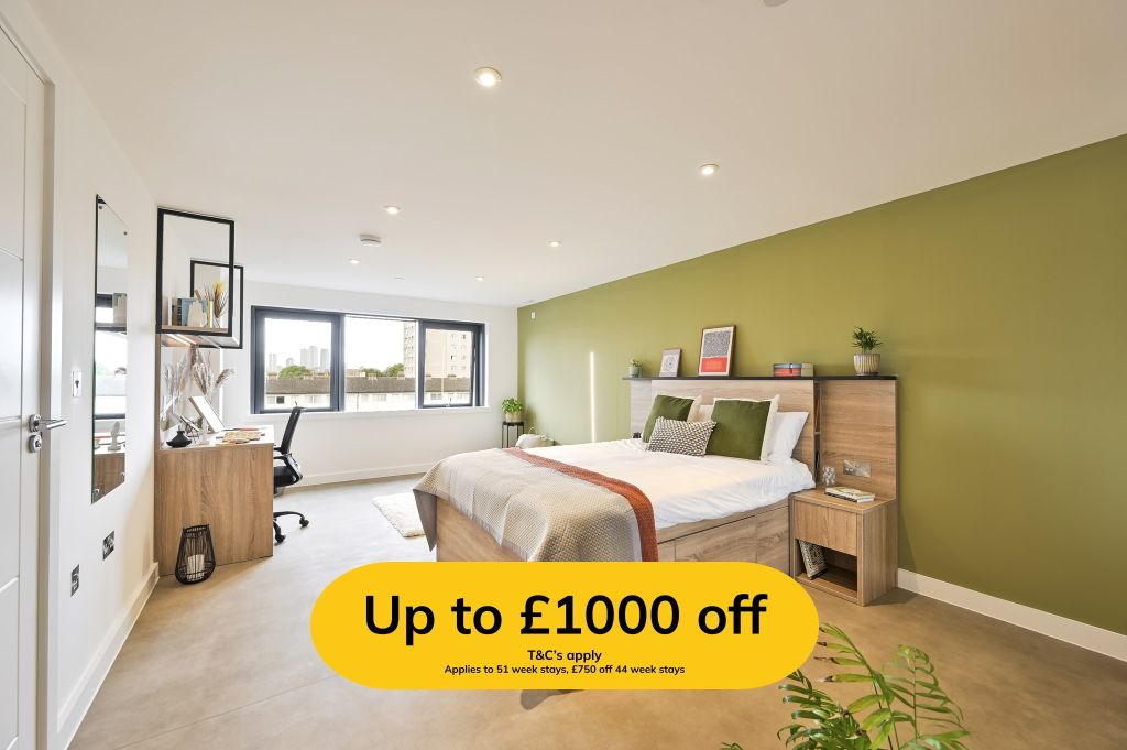 Property photo 1 of 15 Bedroom