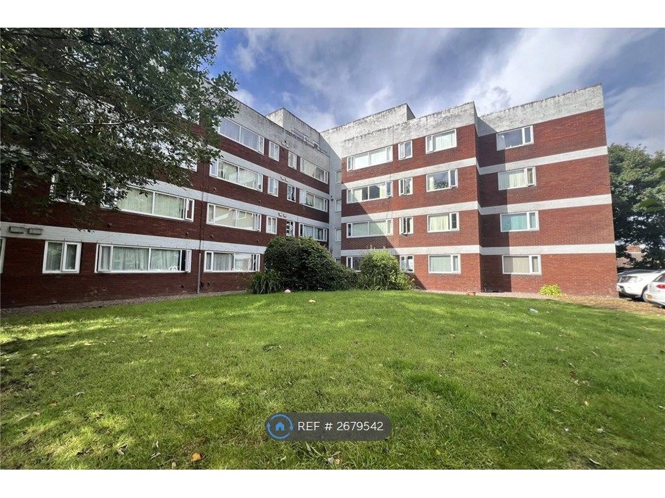 Property photo 2 of 8 External