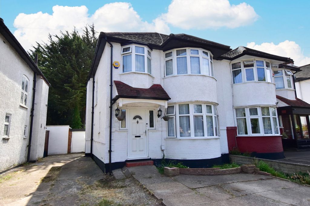Property photo 1 of 9