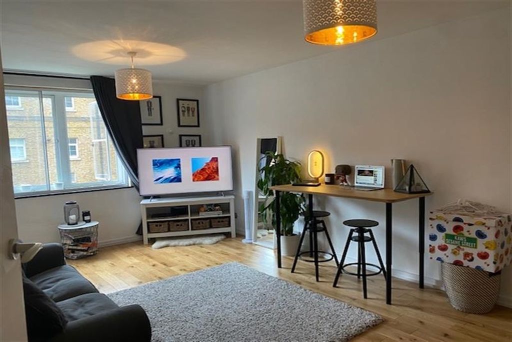 Property photo 1 of 6 (Main)