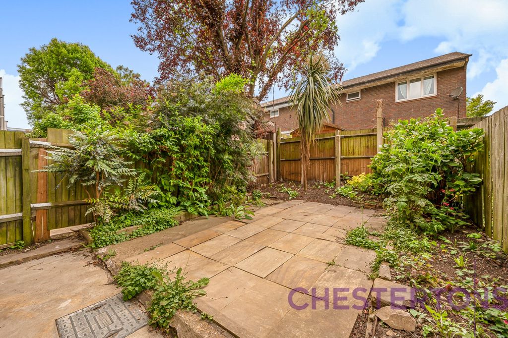 Property photo 2 of 15