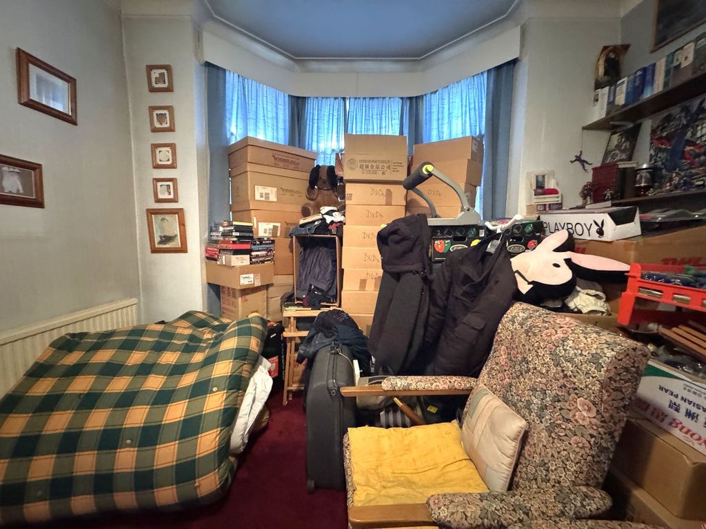 Property photo 3 of 14