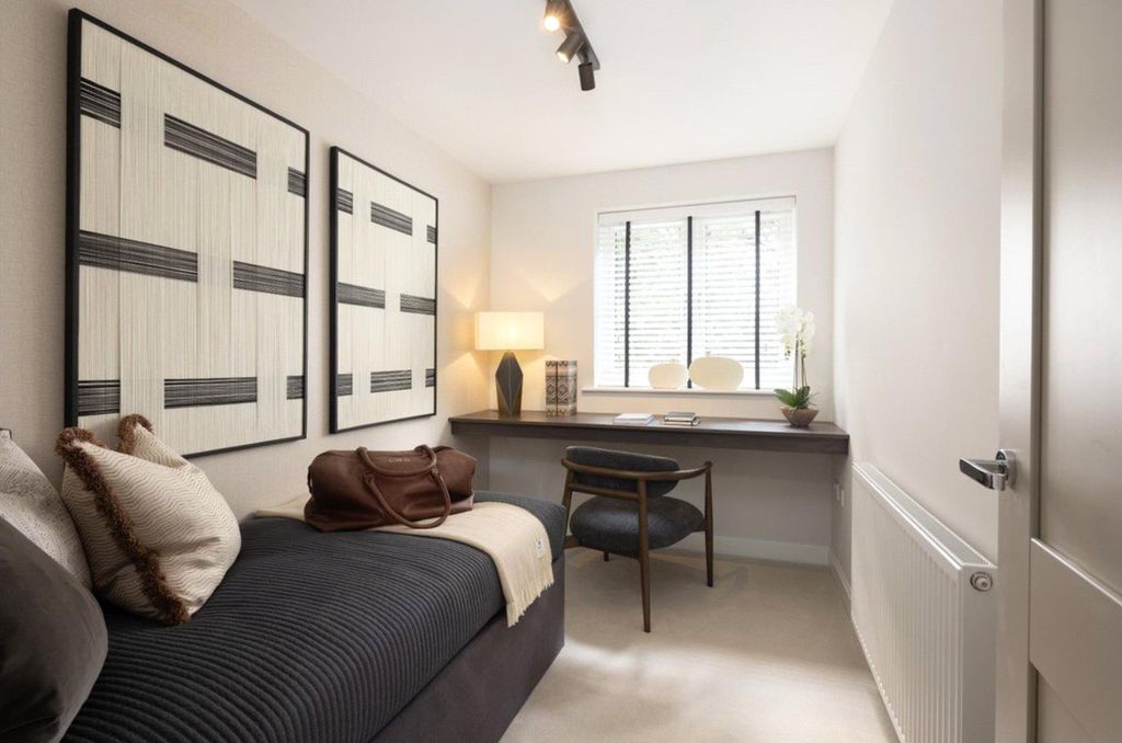 Property photo 3 of 13 Image