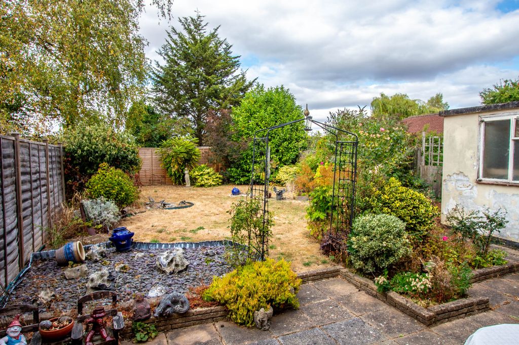 Property photo 2 of 14 Rear Garden