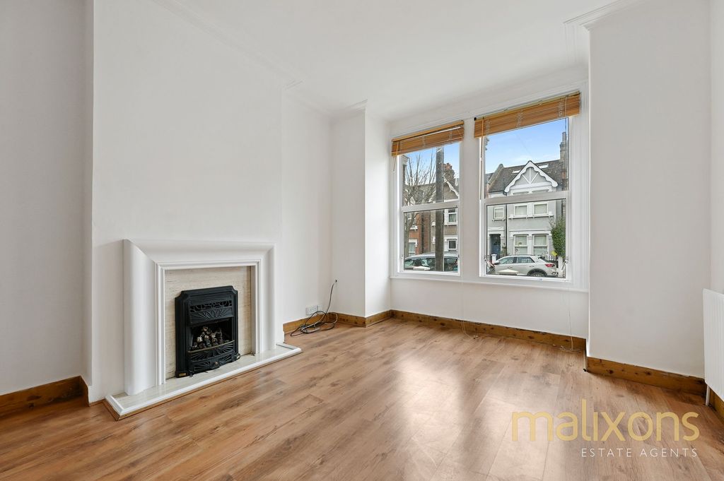 Property photo 2 of 13 Reception Room