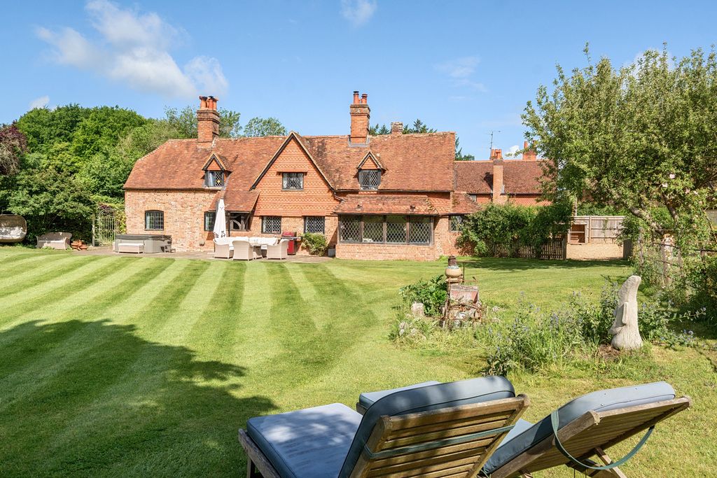 Property photo 2 of 39 Picture No. 83