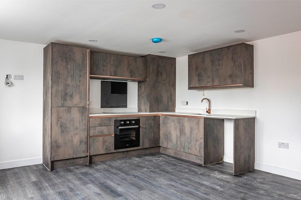 Property photo 3 of 6 60Gedlingroad (13 Of 17).Jpg