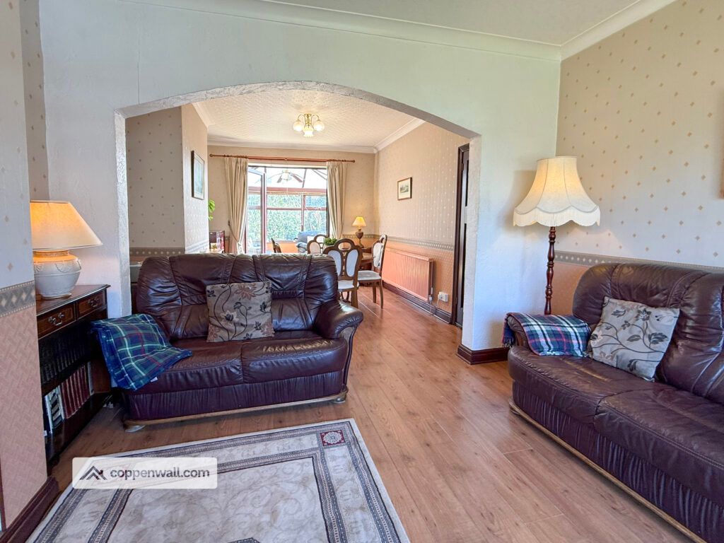 Property photo 3 of 32