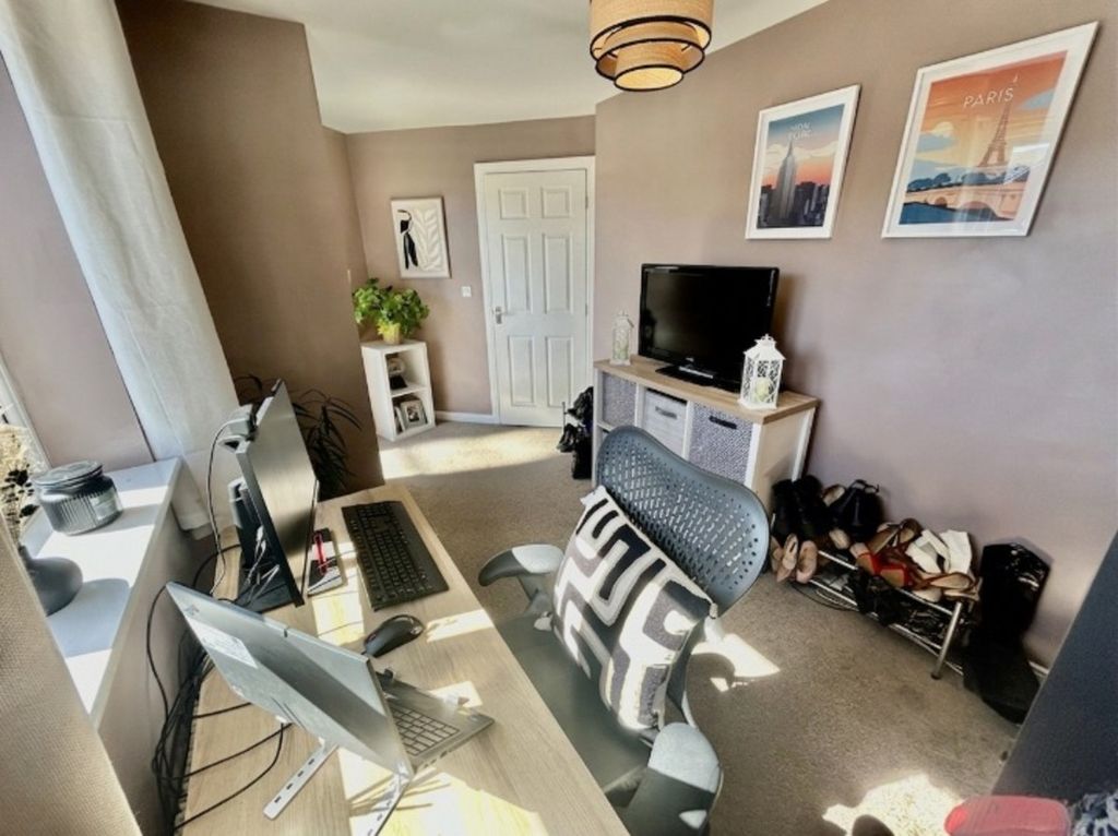 Property photo 1 of 22