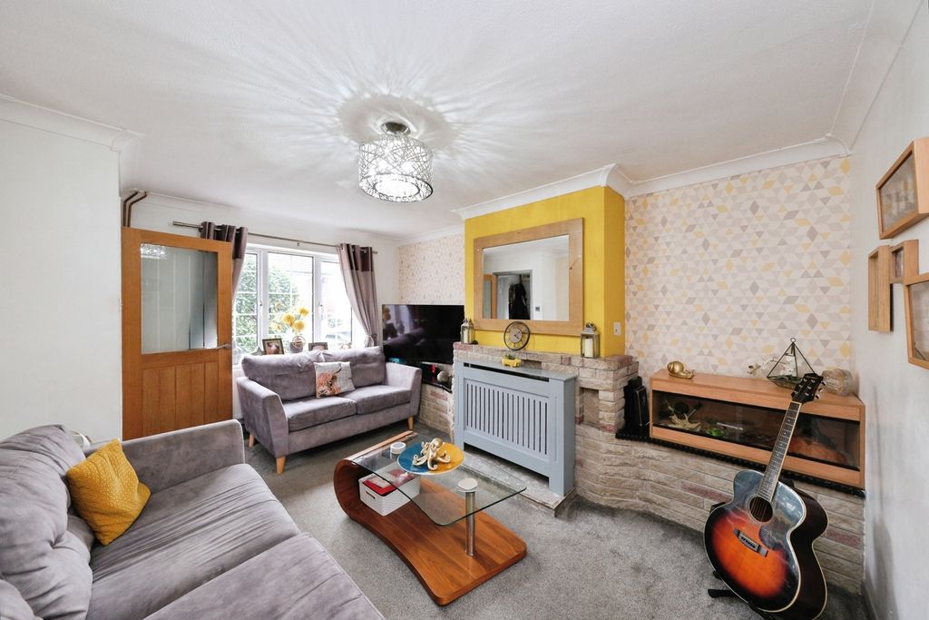 Property photo 3 of 14 Pbox-Img.Jpg