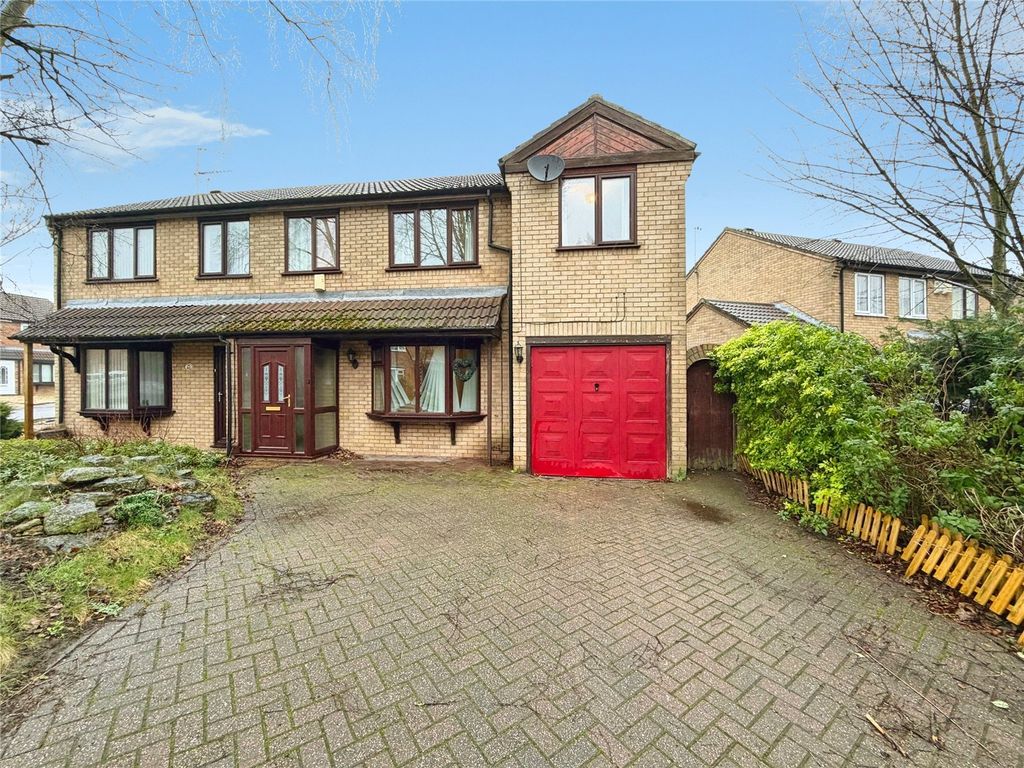 Property photo 1 of 14 Outside