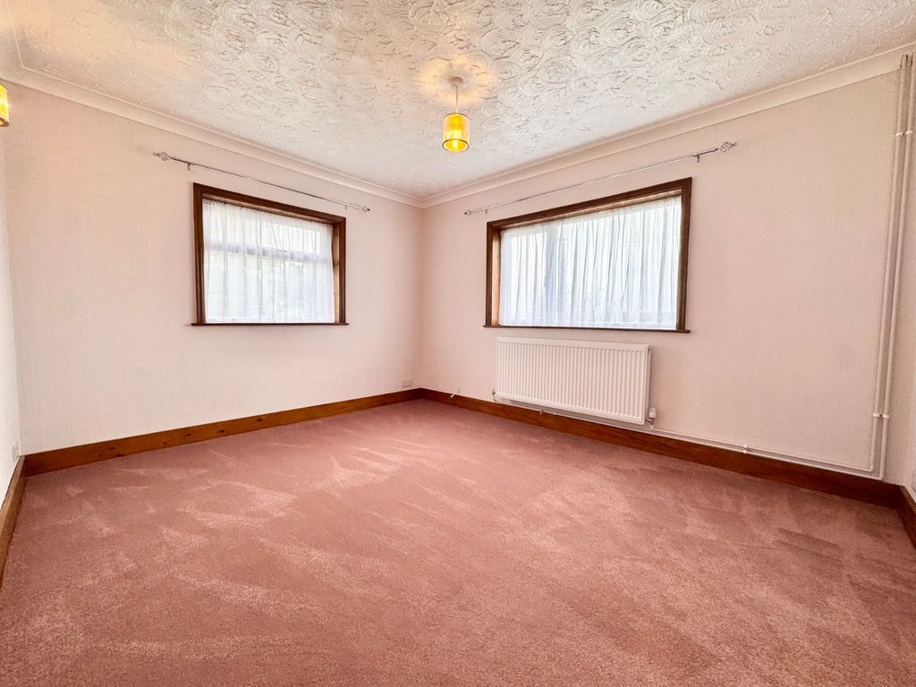 Property photo 2 of 18 Picture 2