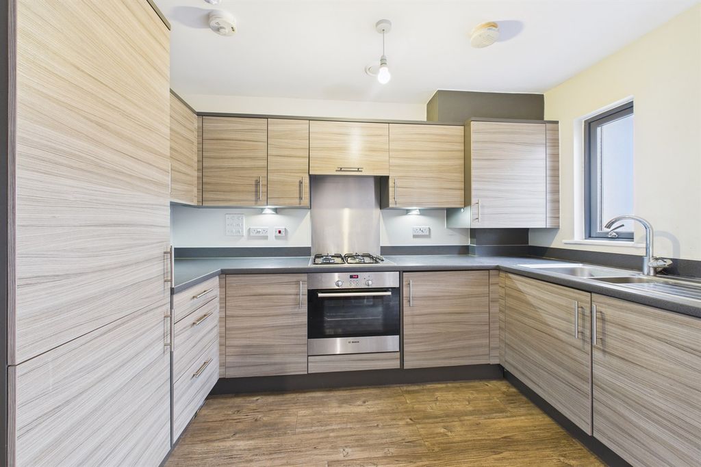 Property photo 2 of 13 Kitchen