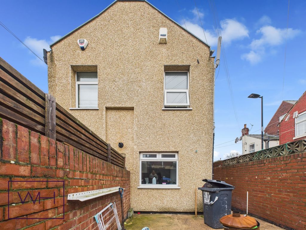 Property photo 2 of 12 Cam03785G0-Pr0330-Still004