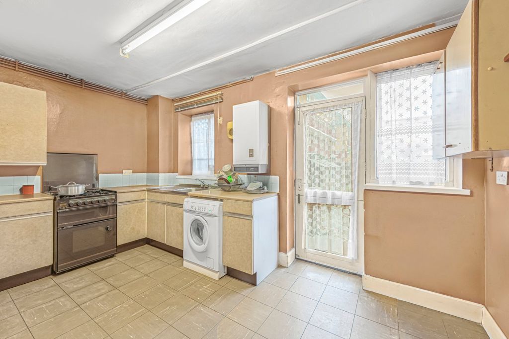 Property photo 3 of 13