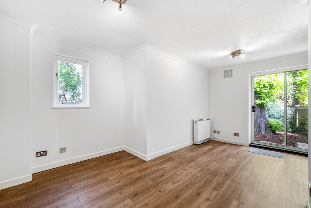 Property photo 2 of 12 Picture No. 07