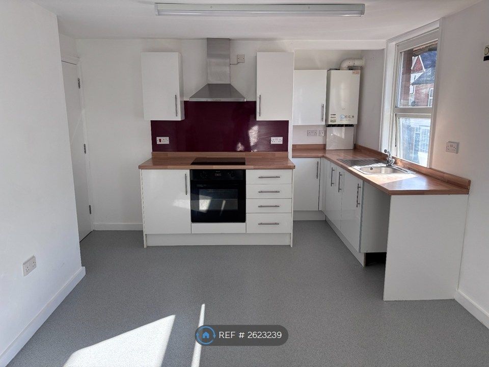 Property photo 1 of 7 Kitchen