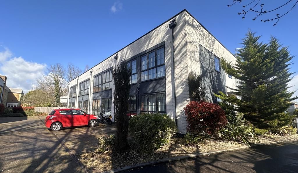 Property photo 1 of 7 External View