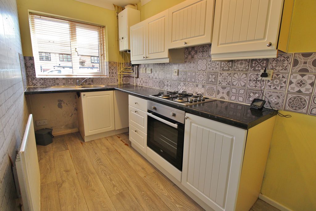 Property photo 3 of 14
