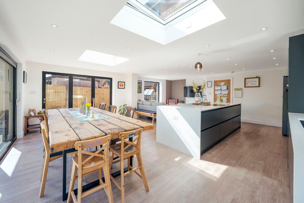 Property photo 3 of 34 Photo 5