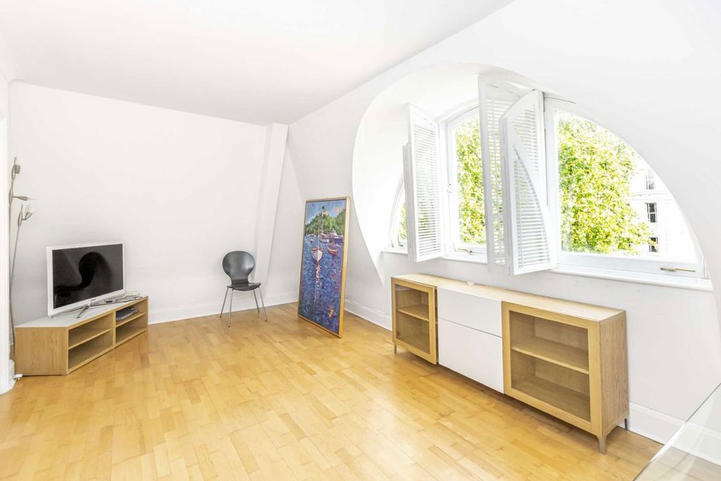 Property photo 3 of 5
