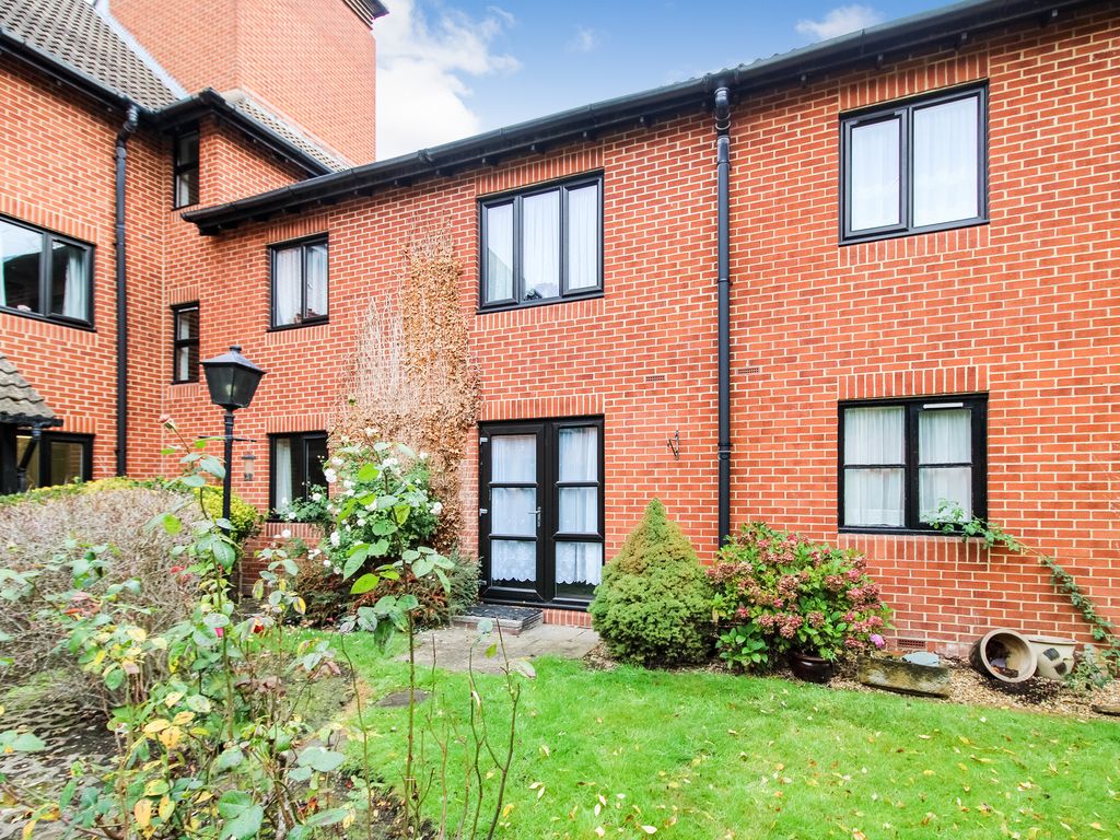 Property photo 2 of 10