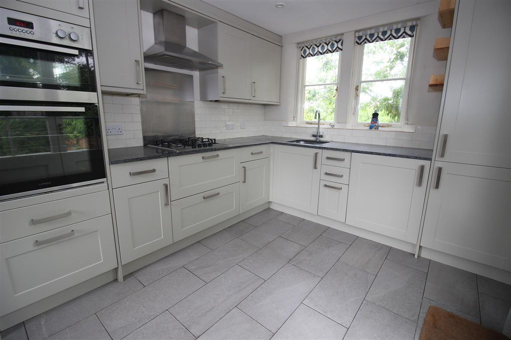 Property photo 3 of 21 Img_2859.Jpg