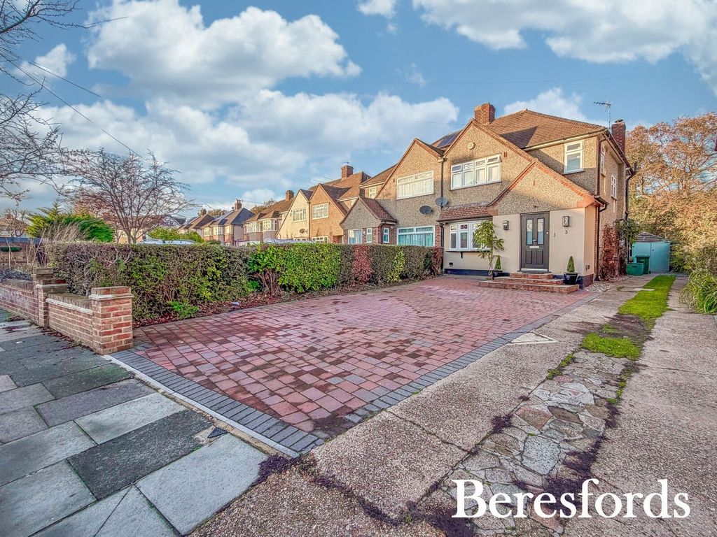 Property photo 1 of 39 Front