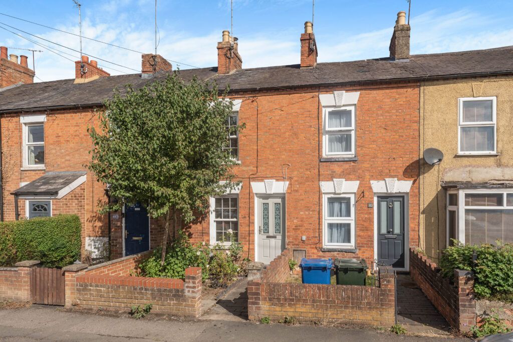 Property photo 1 of 9