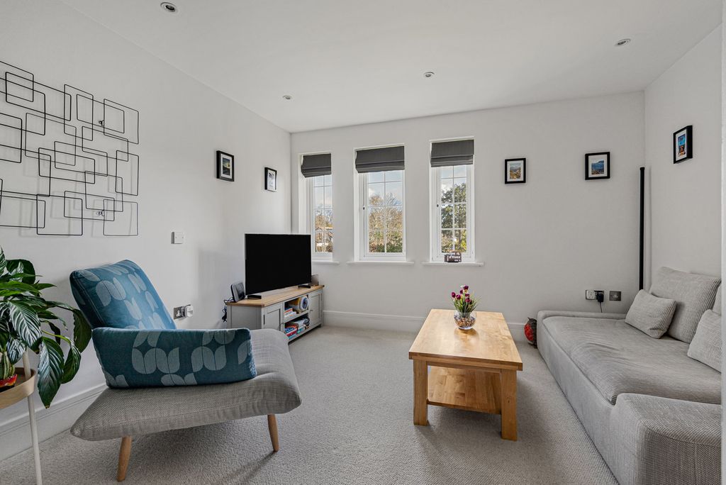 Property photo 3 of 24 Reception Room