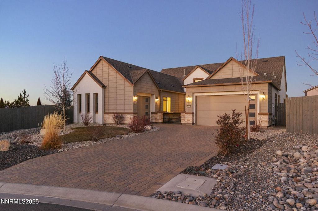 Property photo 1 of 30