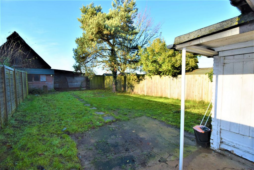Property photo 3 of 21 Photo 9