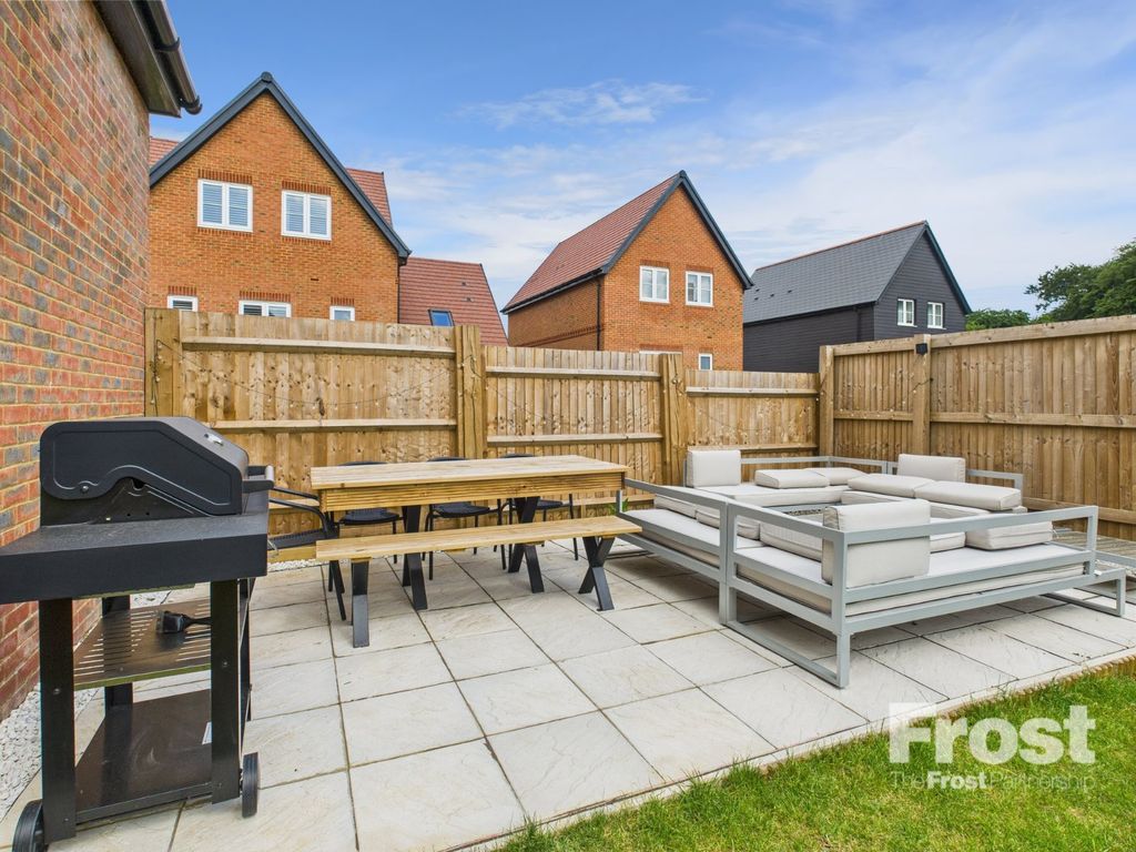 Property photo 3 of 31 Patio