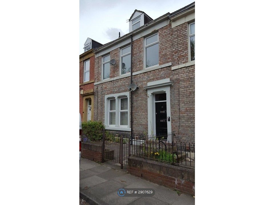 Property photo 1 of 6 Front Of 20B Denmark Street