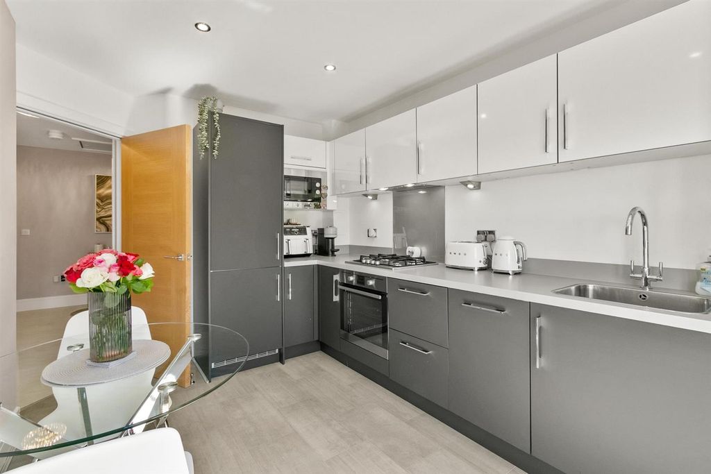 Additional image 11 of 2 bed flat for saleOrissa Drive Dumbarton G82