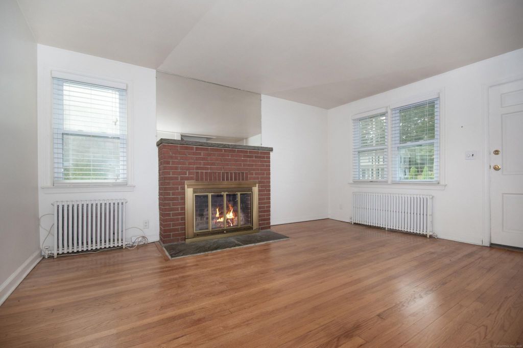 Property photo 3 of 15 <Alttext/>