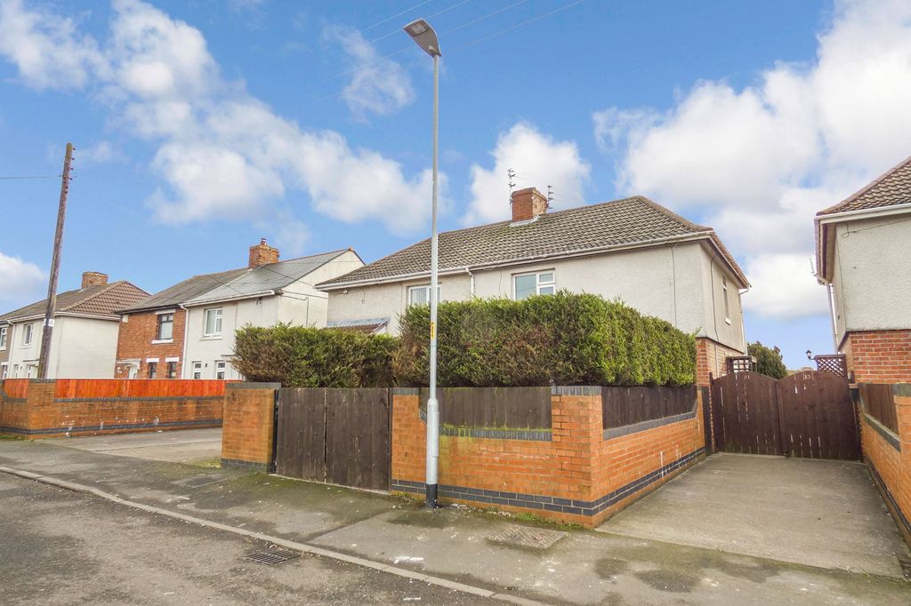 Property photo 1 of 4
