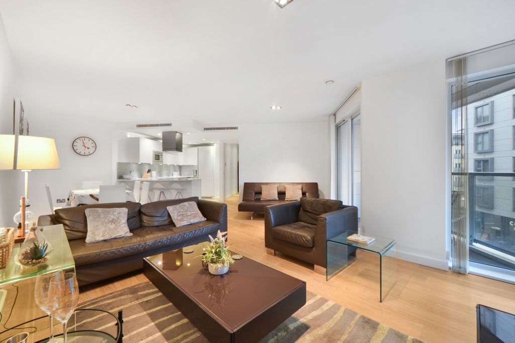 Property photo 1 of 26 Courtyard Apartm...