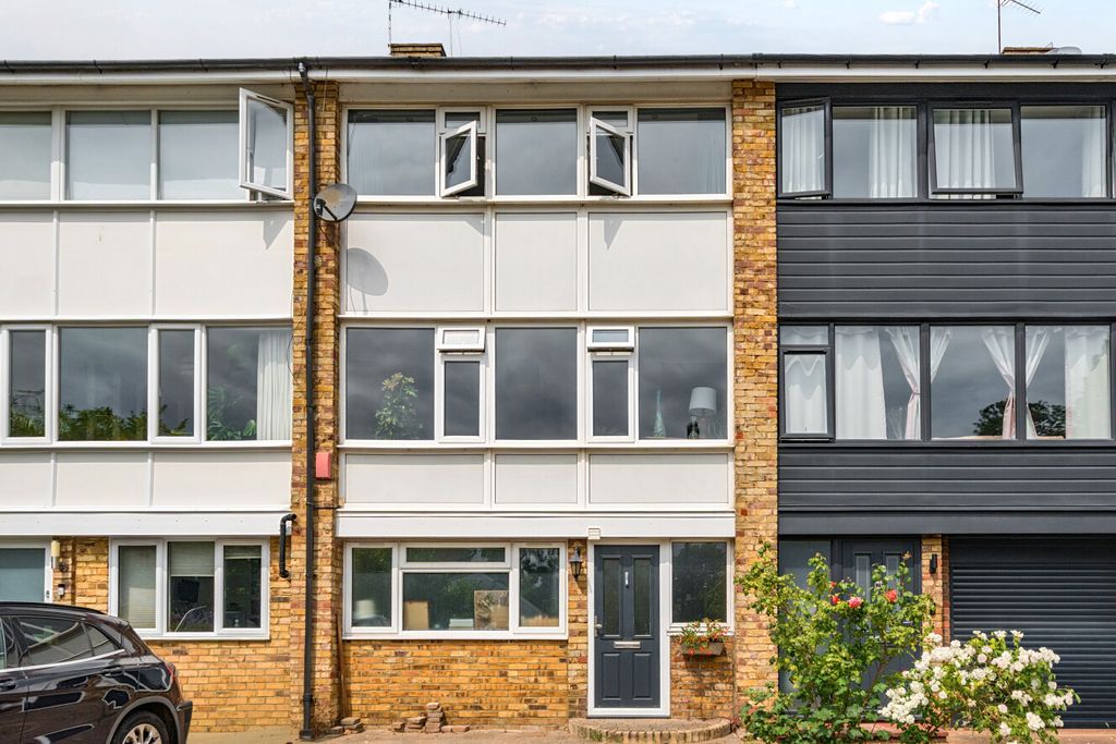 Property photo 1 of 19 1494068-1-6A5F558...