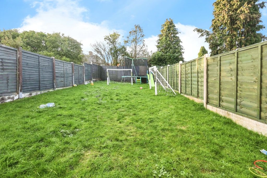 Property photo 2 of 15 Rear Garden