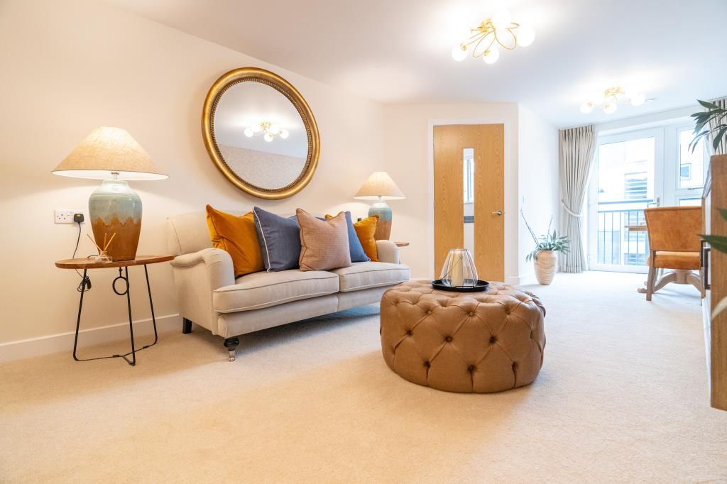 Property photo 3 of 11 Reception Room