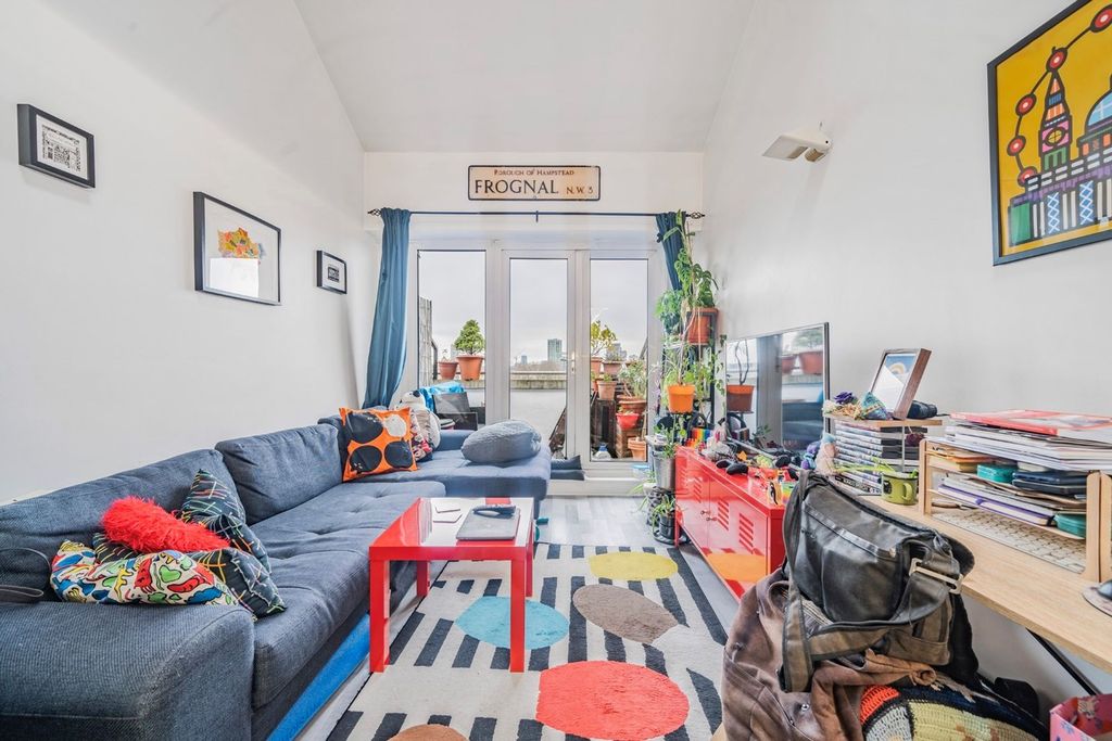 Property photo 2 of 24 Reception Room