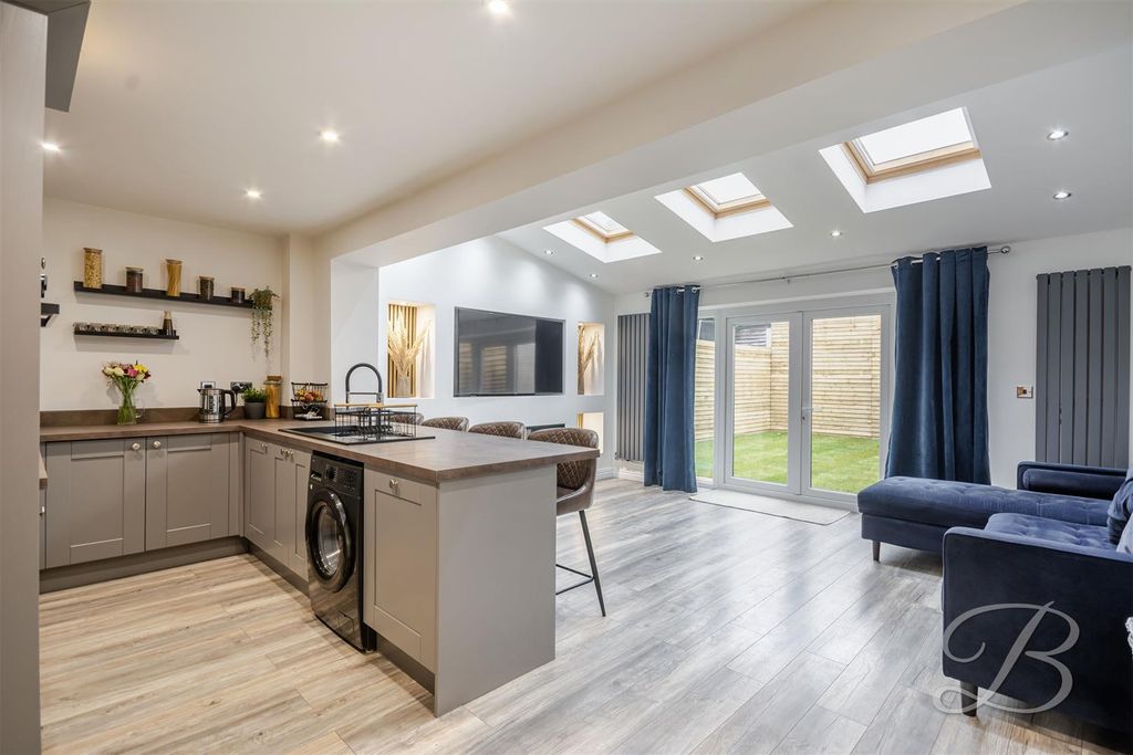 Property photo 2 of 31 Ccltd-20.Jpg